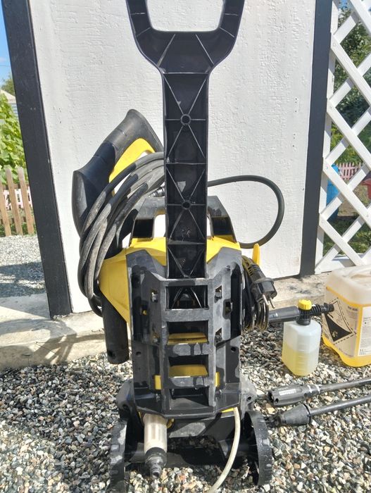 Мойка высокого давления Karcher