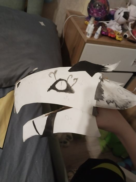 Дракон из картона на руку