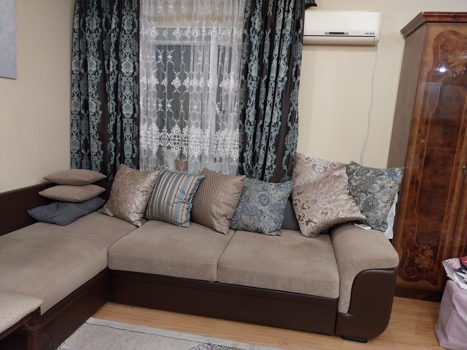 Диван угловой большой