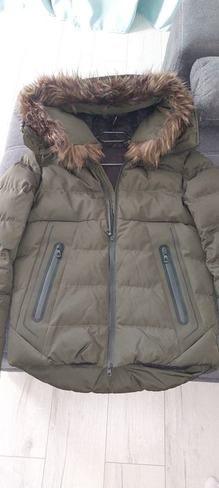 Oferta! Geaca vede închis masura M