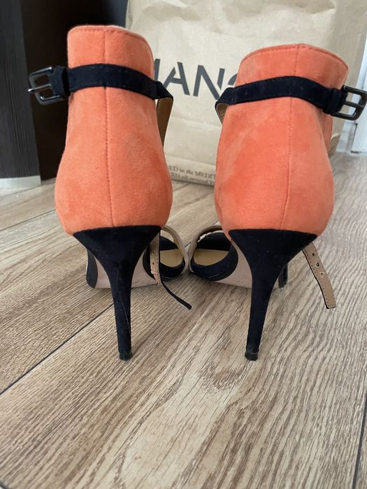 Босоножки Zara