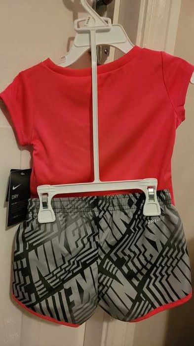 НОВ! Nike Dri Fit сет 18-24 месеца, сет за момиче Найк