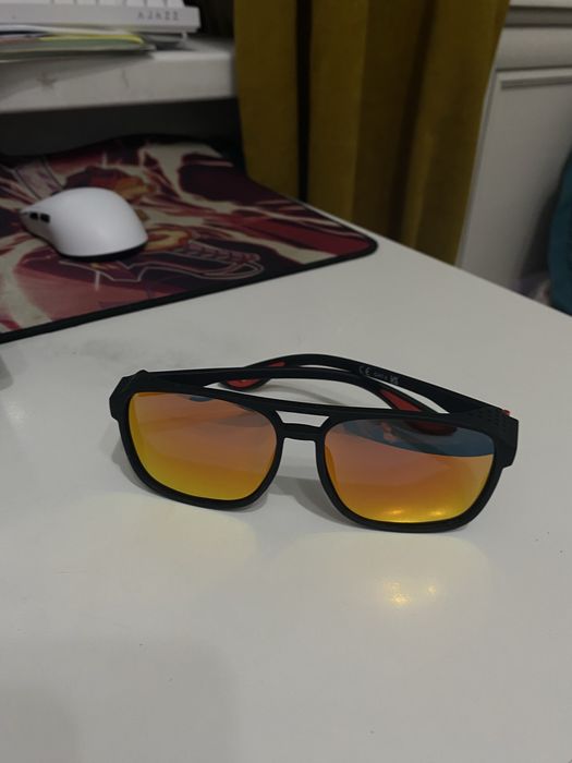 Спортивные очки солнцезащитные