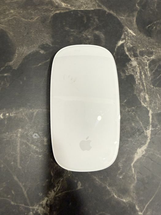 Мишка Apple нова
