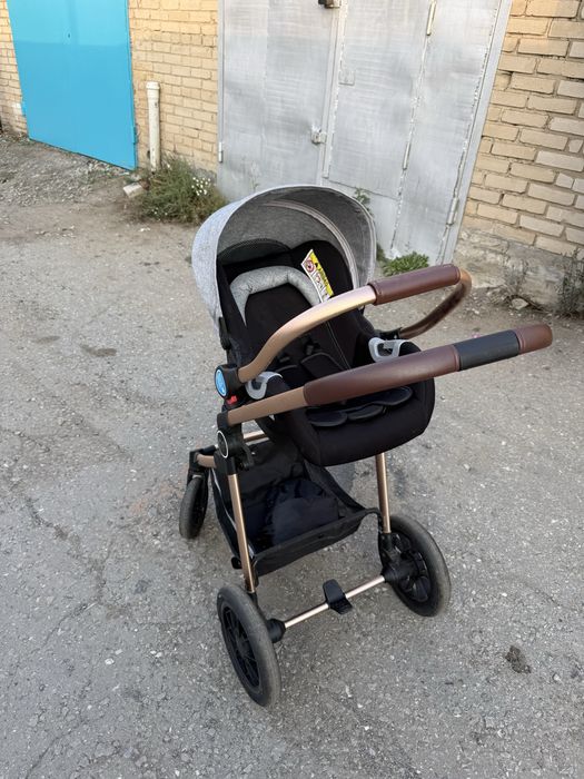 Продам коляску детскую