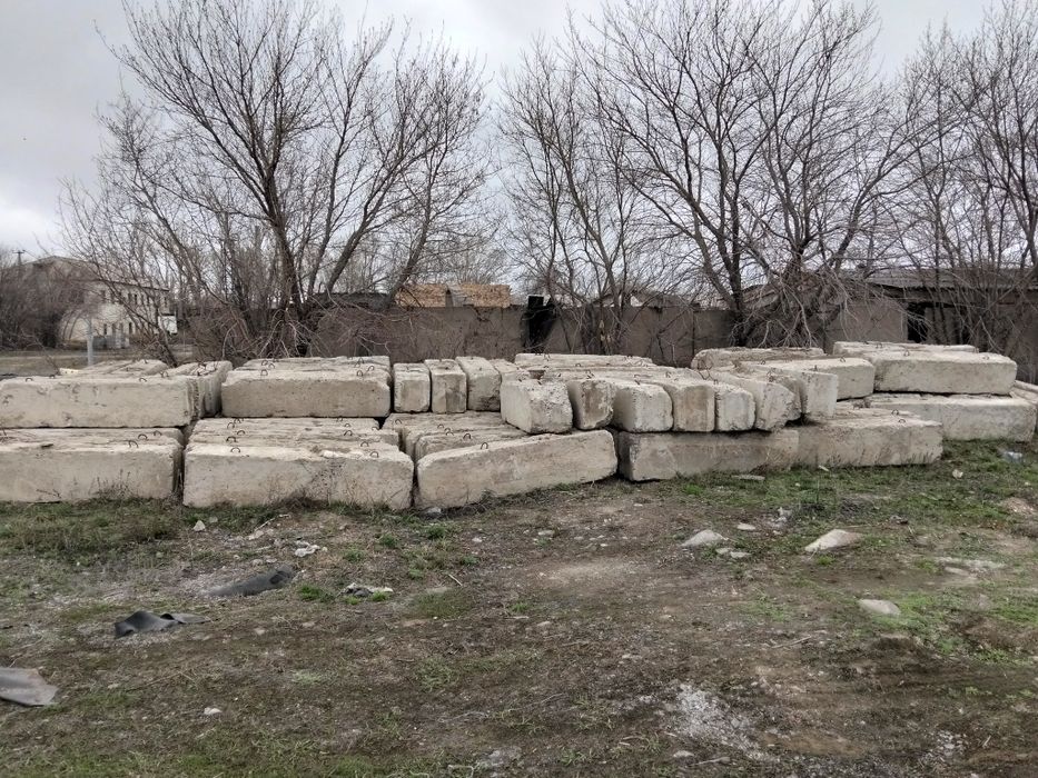 Продаю блоки фундаментные