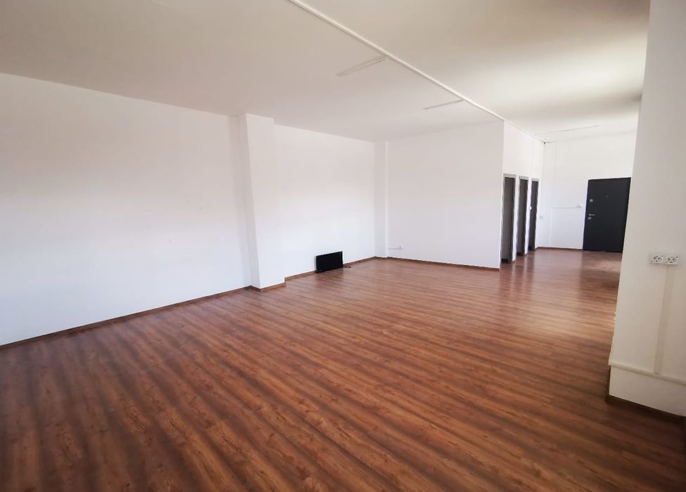 Spatiu comercial de închiriat