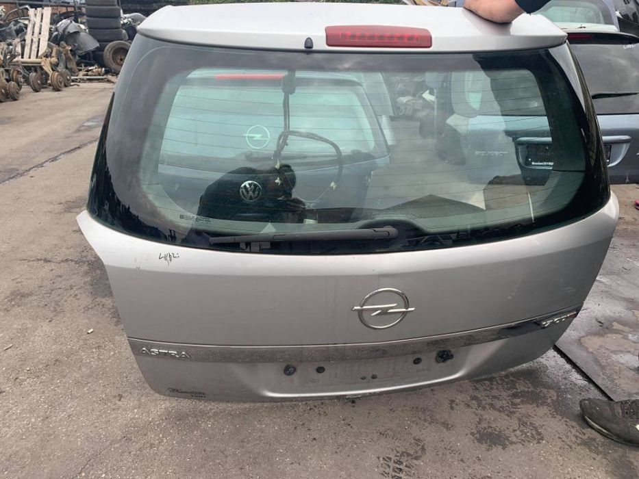 Vand haion Opel Astra 1.7 CDTI, cod E143R001582