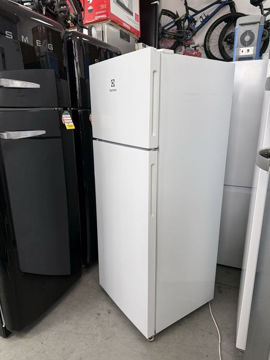 Хладилник и фризер Electrolux