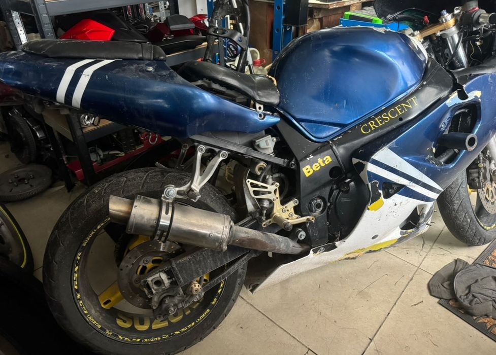 Suzuki GSX-R 600 K2 на ЧАСТИ / gsxr к2 600