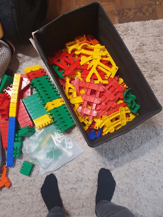 Продам конструктор Полесье 370 деталей