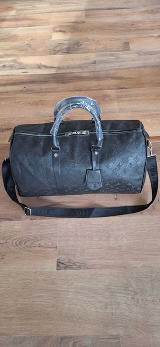 Сакове луксозни пътни чанти