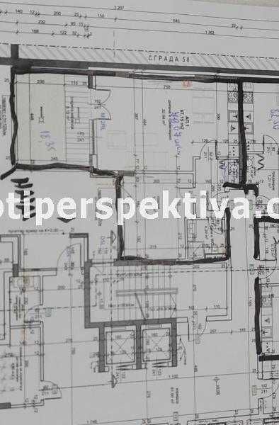 Продава се Двустаен апартамент в Пловдив, Тракия - 79 кв.м за 1156 €/кв.м - Снимка #1