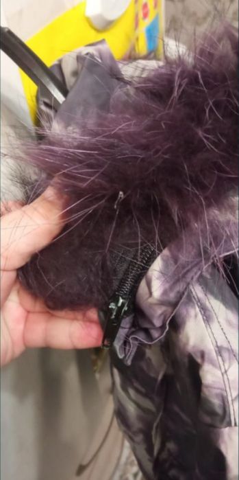 Зимняя куртка на девочку.