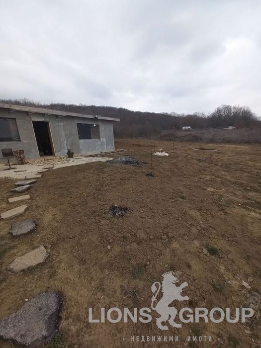 Парцел в Варна, област-с.Долище площ 1001 цена 50000