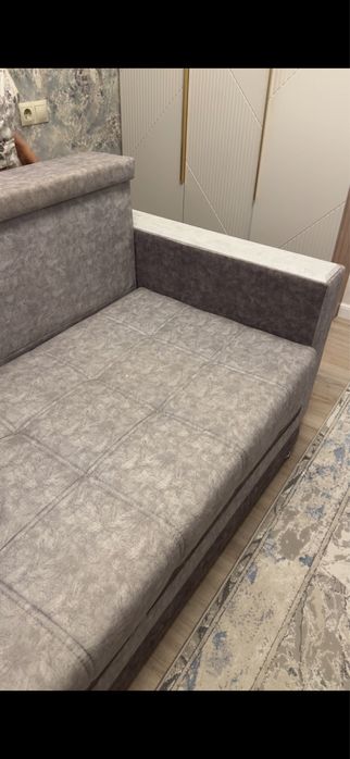 Продам диван в отличном состоянии