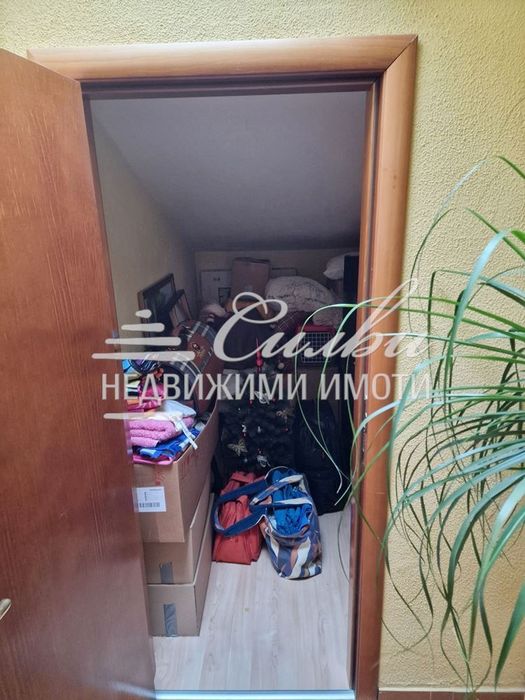 Двустаен МАНСАРДЕН апартамент- кв. Пазара!!!