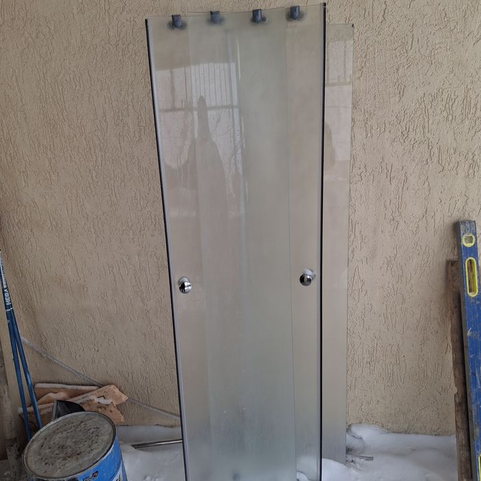 Двери от душевой кабины
