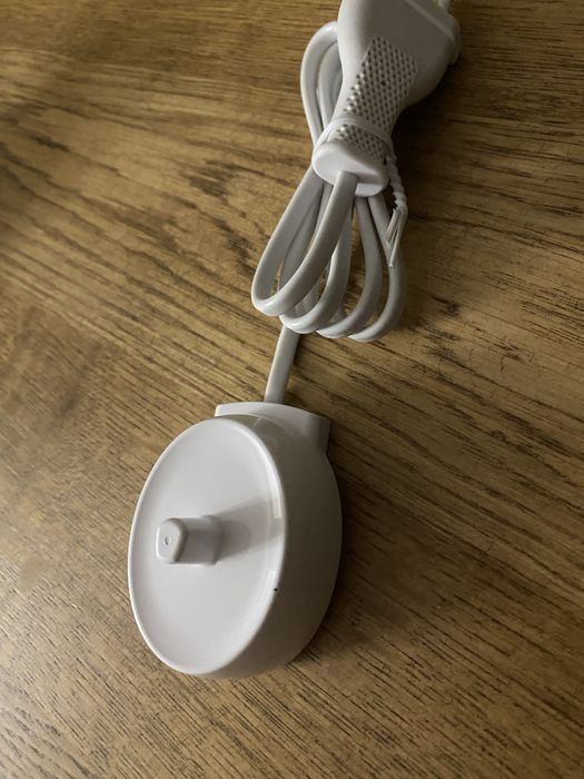 Incarcator periuta Oral B original