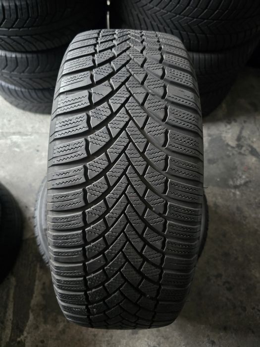 Bridgestone 205/55 R17 95V MS iarnă