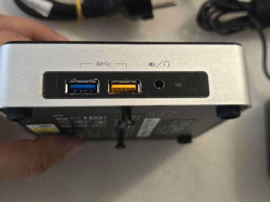 Mini PC Intel NUC6i3SYH, I3-6100U, 8GB RAM DDR4, SSD 128GB 4K Wi-Fi