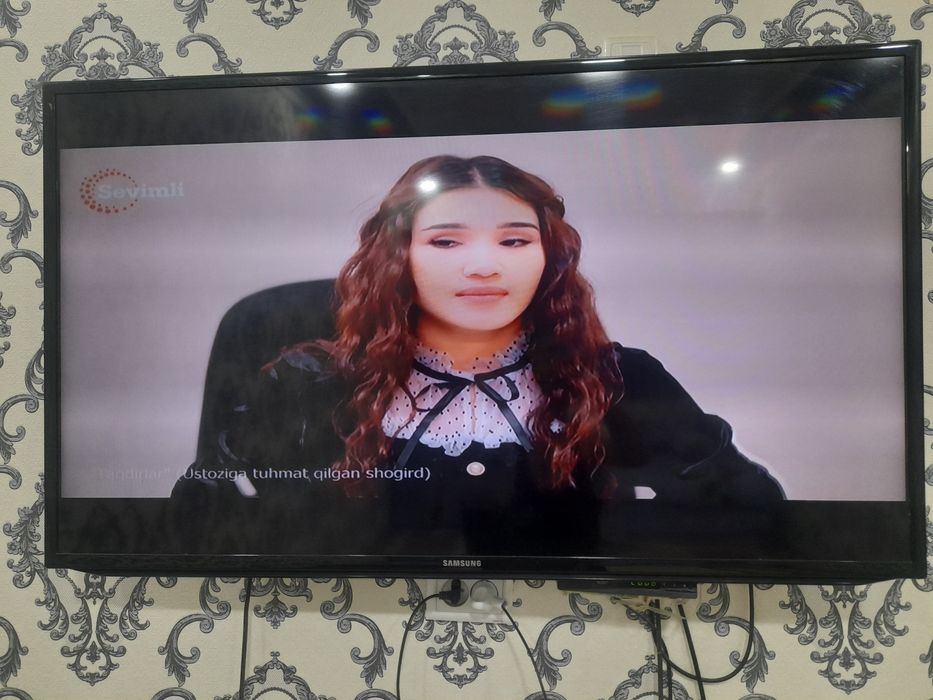 Телевизор самсунг сотилади