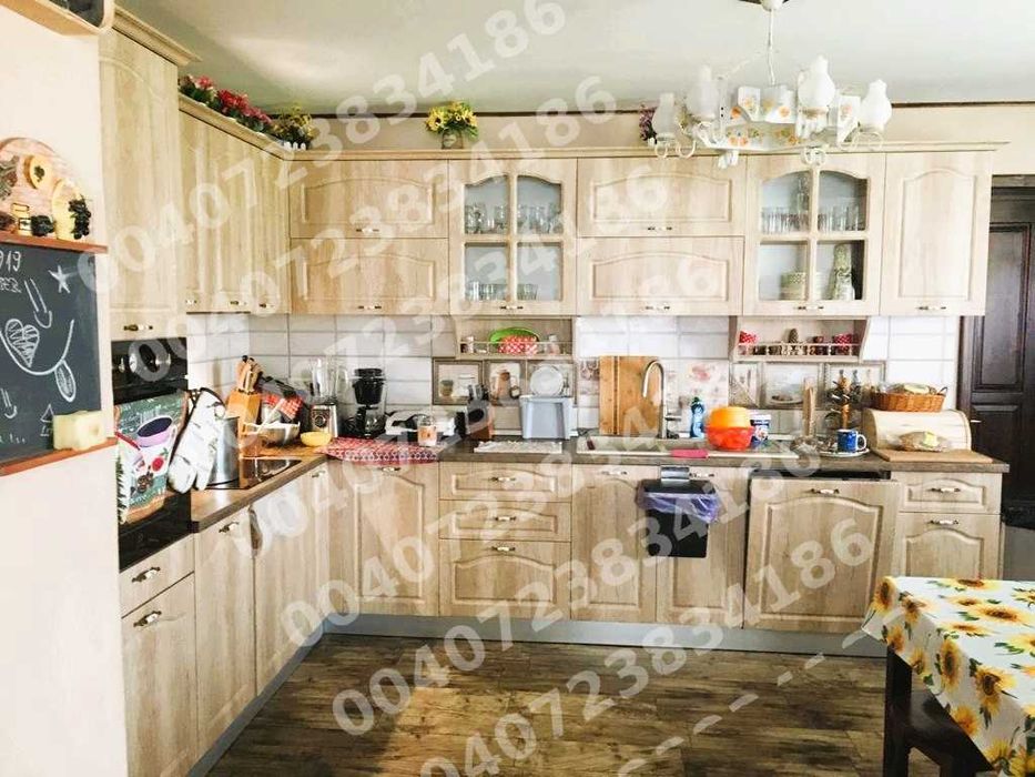 inchiriem 2 Camere , PARTER LA CASA + CURTE la 14 km de Brasov