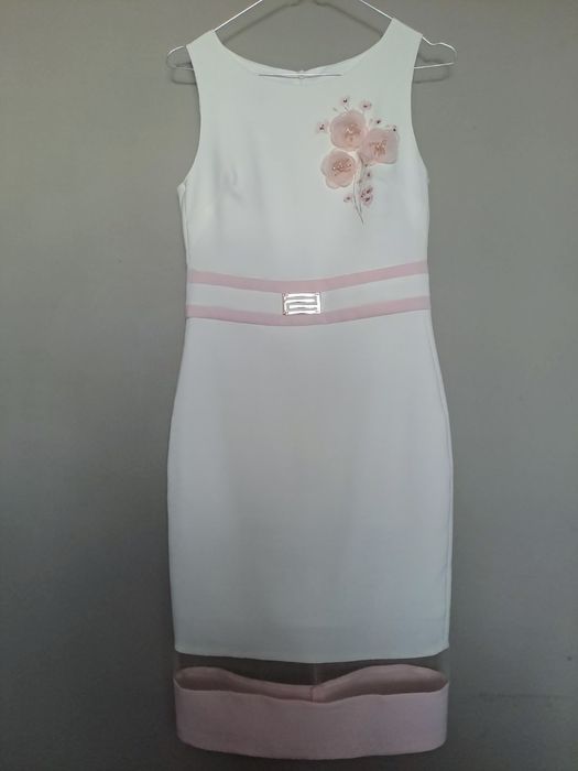 Бяла рокля Junona 36 размер