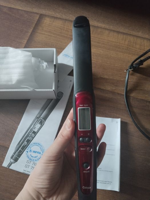 Продам утюжок Braun