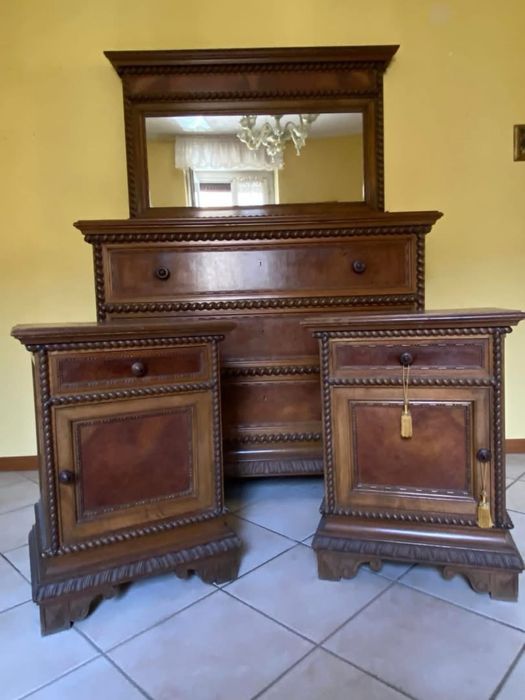 Dormiror  italian llemn de nuc