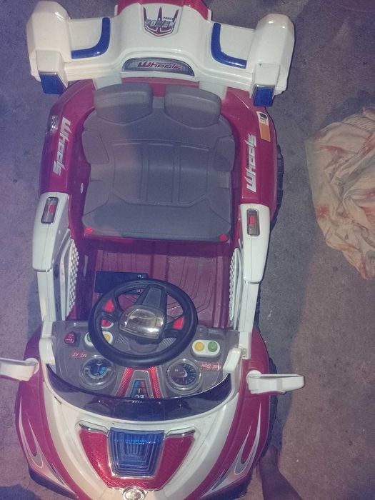 Продавам детски джип