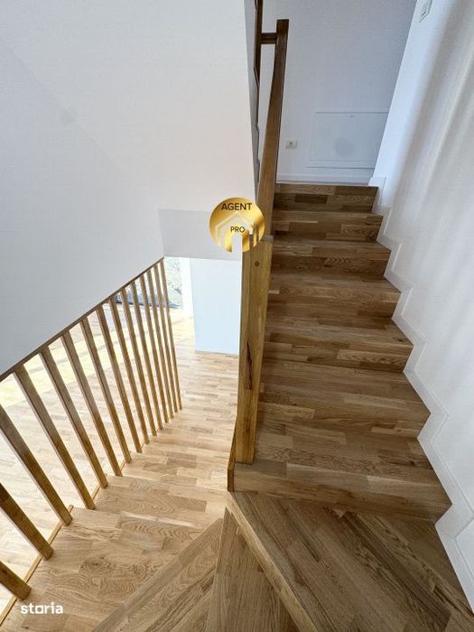 Vila P+1+M - 5 camere - Piscina in Complex, Otopeni Odaile