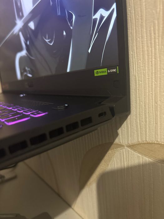 Asus Tuf Gaming A17 FA707NU продаю