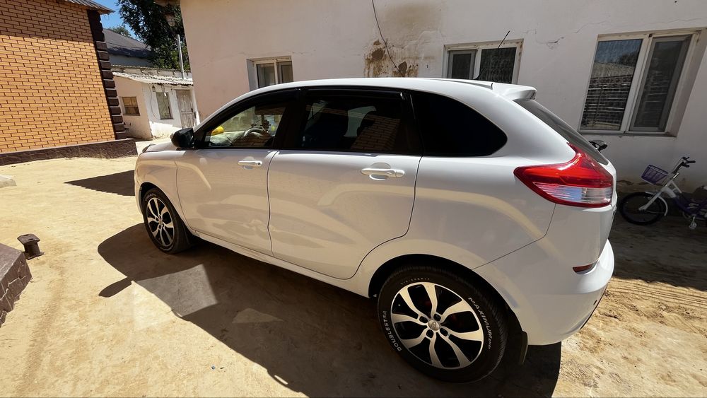 Лада Хрэй 2018 жылы