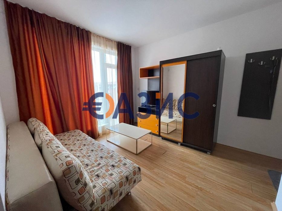 Продава се Едностаен апартамент в к.к. Слънчев бряг - 45 кв.м за 550 €/кв.м - Снимка #4