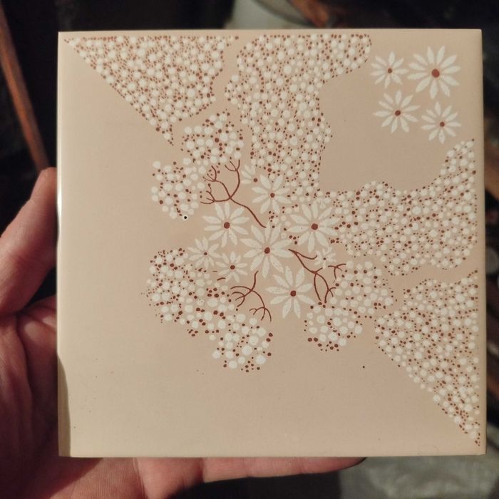 Нови ретро плочки от 1987