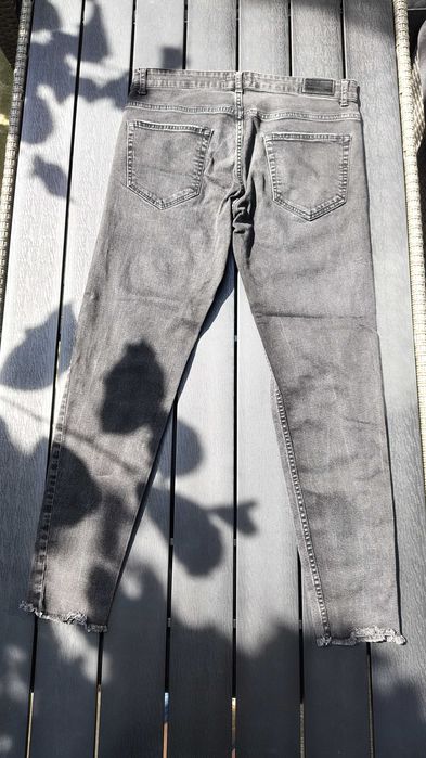 Blugi Zara Man slim fit gri charcoal marime 42