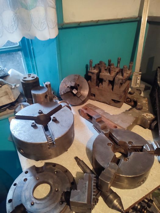 Тисы-тиски-тисочки