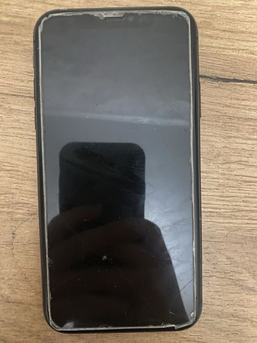 Айфон 11//128Гб продается