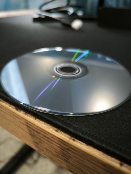 Продам Fifa 14 на ps4