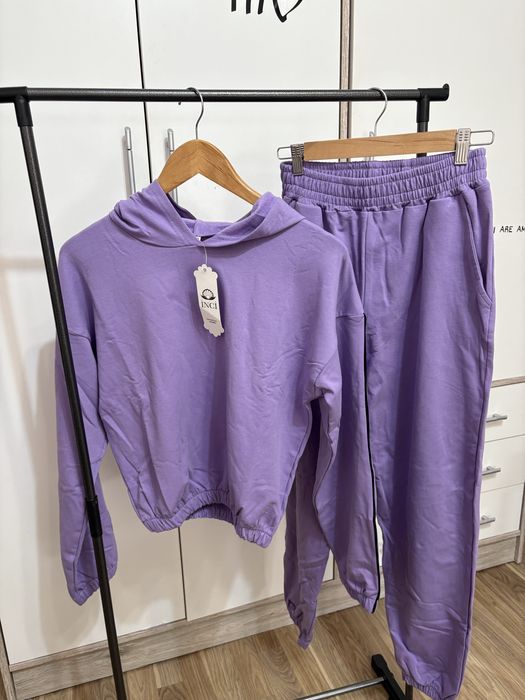 Лилав екип 2 части