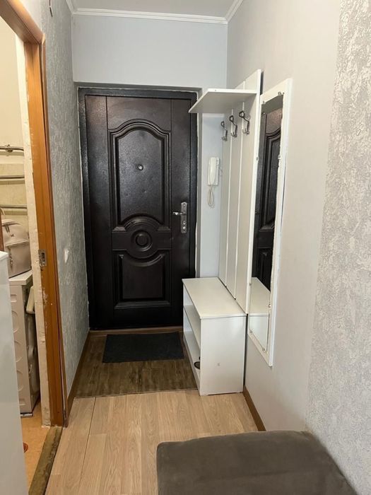 Сдам помесячно квартиру.