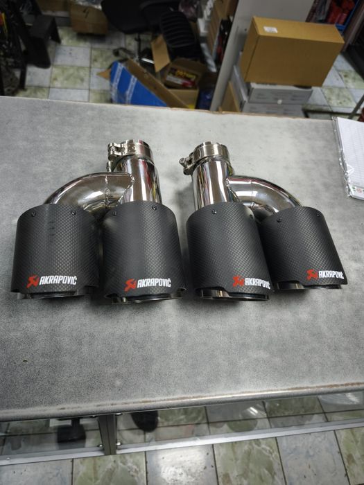 Akrapovich насадки глушителя комплект