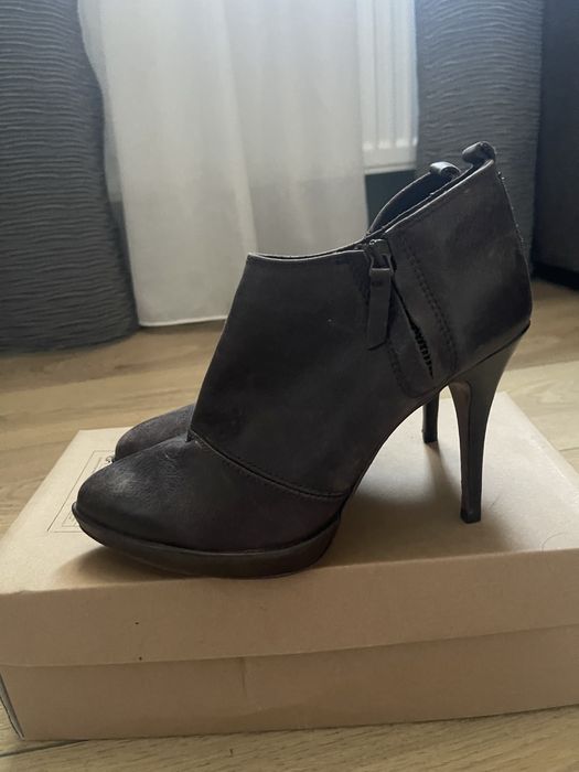 Botine piele maro