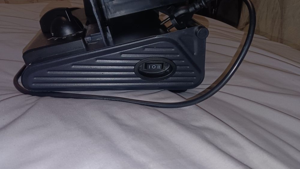 Ломтерезка CENTEK CT-1381