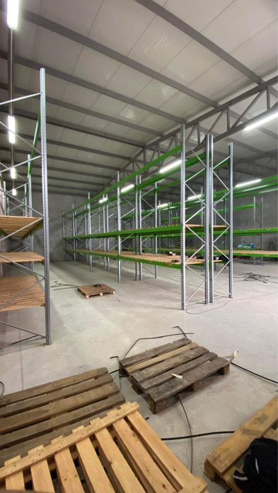 Палетни стелажи за склад