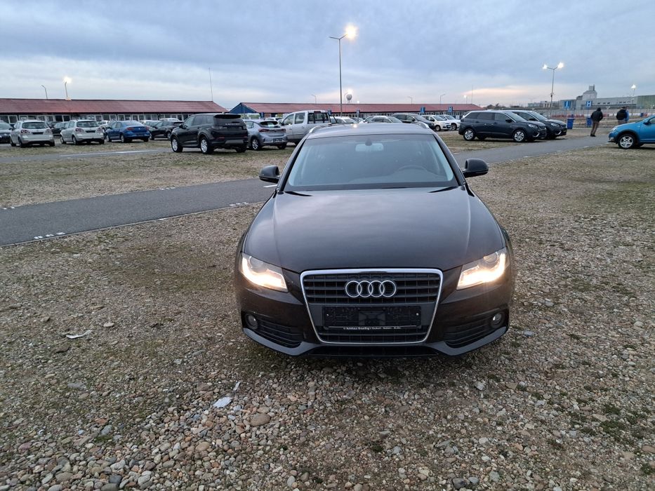 Vand audi  a4 b8 2.0 tdi 143 cp