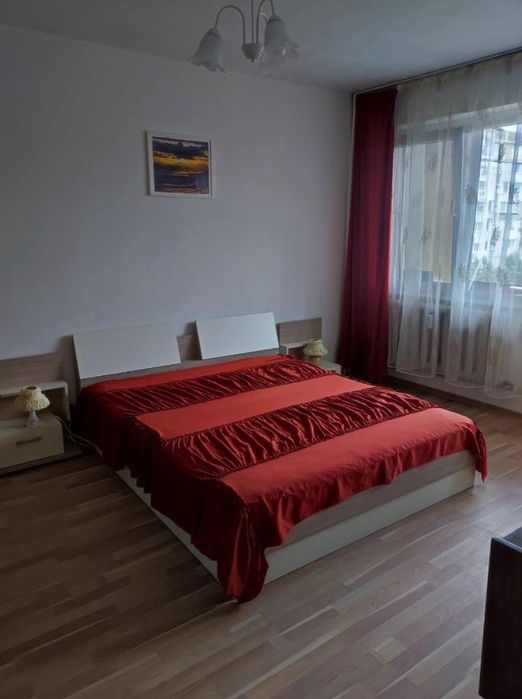 Дава се под наем Тристаен апартамент в София, Зона Б-5 - 90 кв.м за 697.17 € - Снимка #2