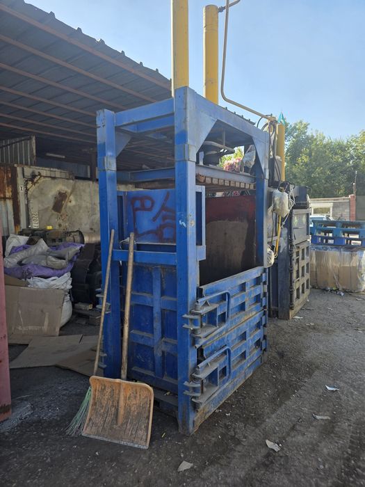 Продам пресс для макулатуры