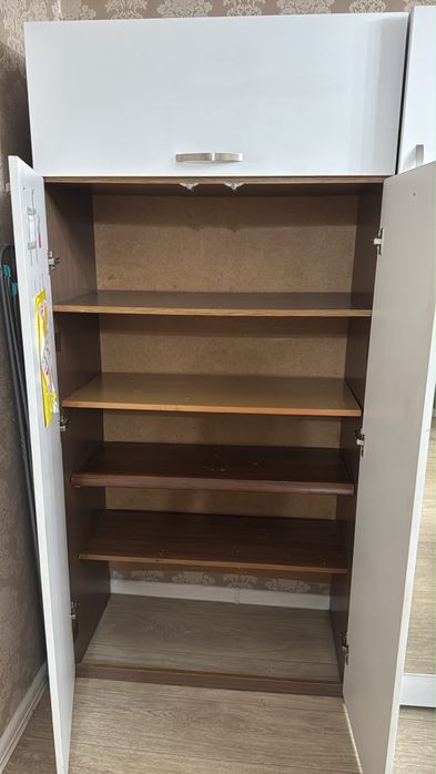 Срочно продам шкаф самовывоз